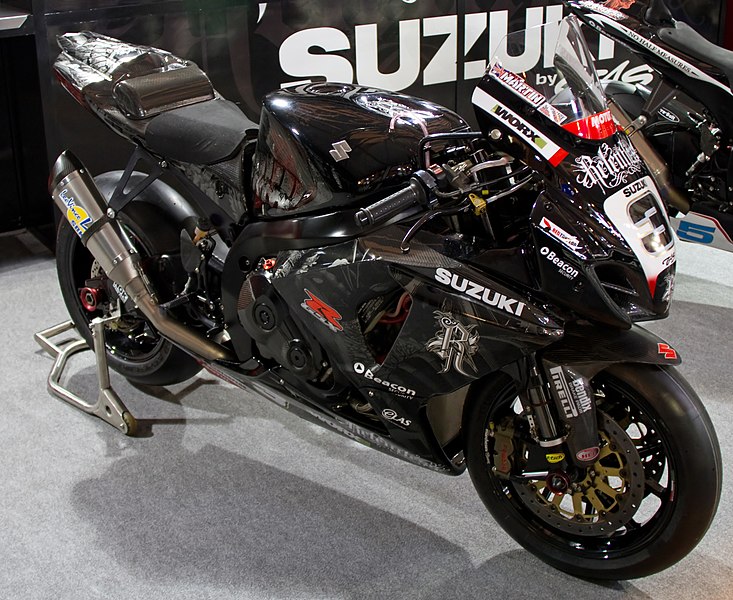 File:Guy Martin Relentless Suzuki Superbike (6395580325).jpg