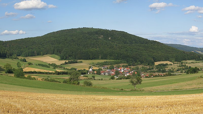 File:Habel und Habelberg.jpg