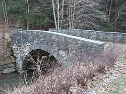 Hankins Stone Arch Bridge 09 сәуір .jpg