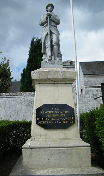 File:Hautvillers-Ouville, Somme, Fr, monument (2).JPG