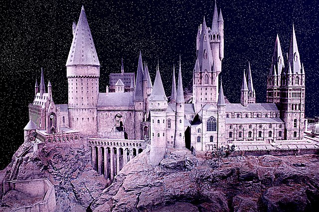 harry, harry potter and hogwarts - image #4509560 on