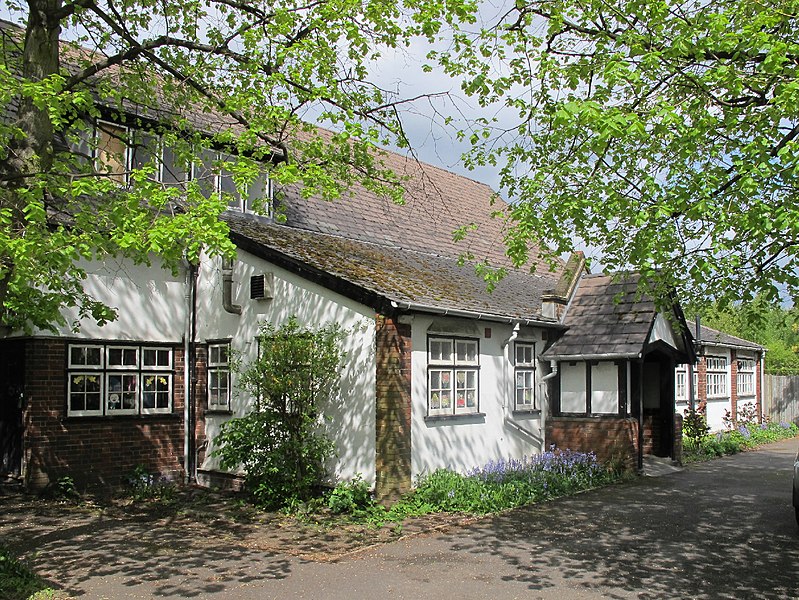 File:Holy Family Parish Centre - geograph.org.uk - 1842296.jpg