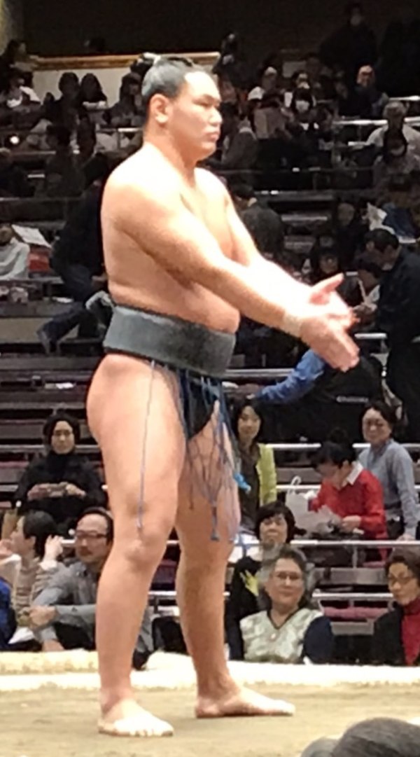 Hoshoryu was promoted to juryo after the September tournament