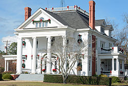 Haus in der Bellevue Ave in Dublin, GA, US.jpg