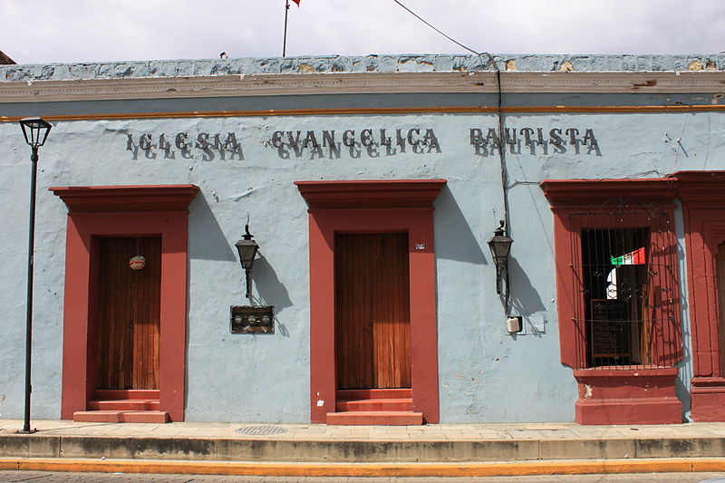 File:Iglesia Evangélica Bautista.JPG