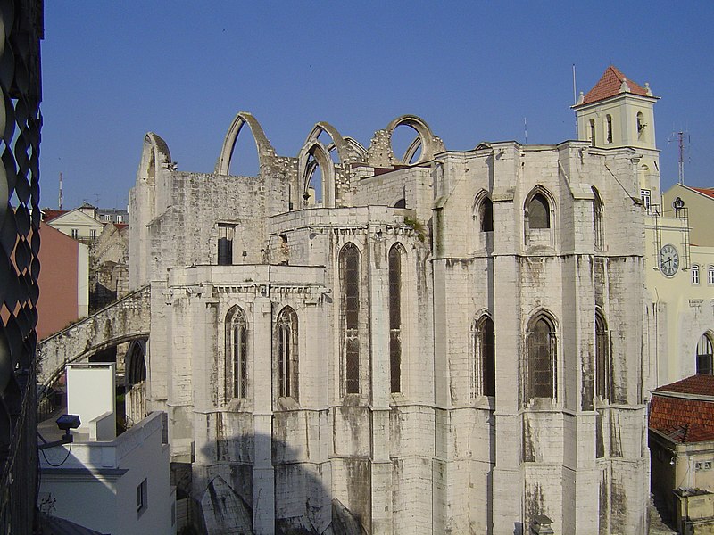 File:Igreja do Carmo (Elevador de Santa Justa - Lisbon) - Apr 2007.jpg