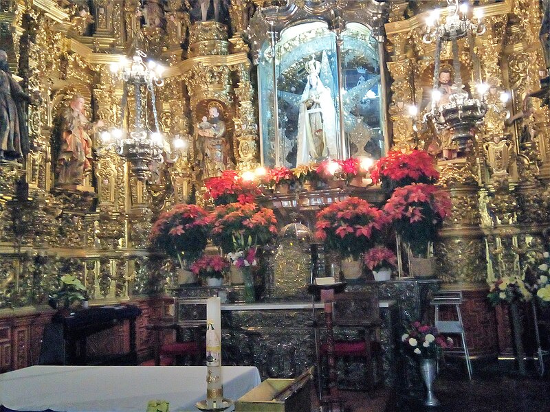 File:Interior de la Basílica de Nuestra Señora de Ocotlán, Tlaxcala 12.jpg