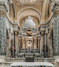 Interior of Chiesa dei Gesuiti (Venice) - High altar.jpg