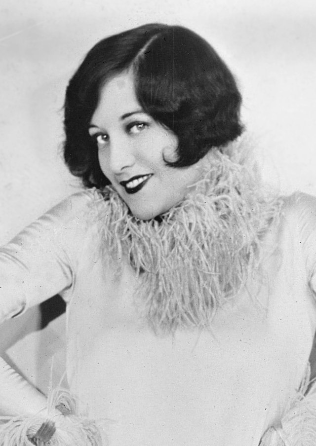 Joan Crawford, 1927