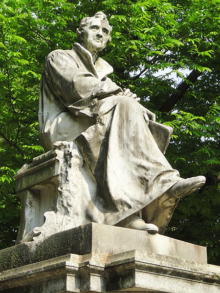 File:Justus von Liebig-Denkmal München -DSC07414.jpg