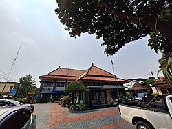 Kantor kecamatan Cipondoh, 2024