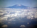 Planina Kilimandžaro, najviši vrh Afrike, locirana u Tanzaniji.