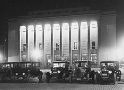 Konserthuset Stockholm: Bakgrund, Förarbeten, Byggnadsbeskrivning