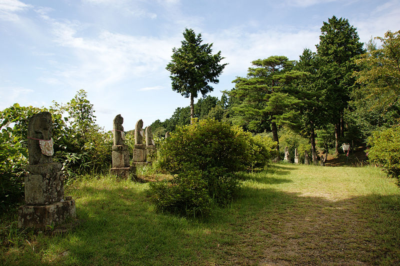 File:Koshinakamaru Utsubuki Castle01s3s4592.jpg