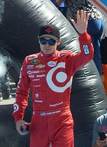 Kyle Larson, the 2014 NASCAR Rookie of the Year. Kyle Larson at the Daytona 500 (cropped 2).JPG