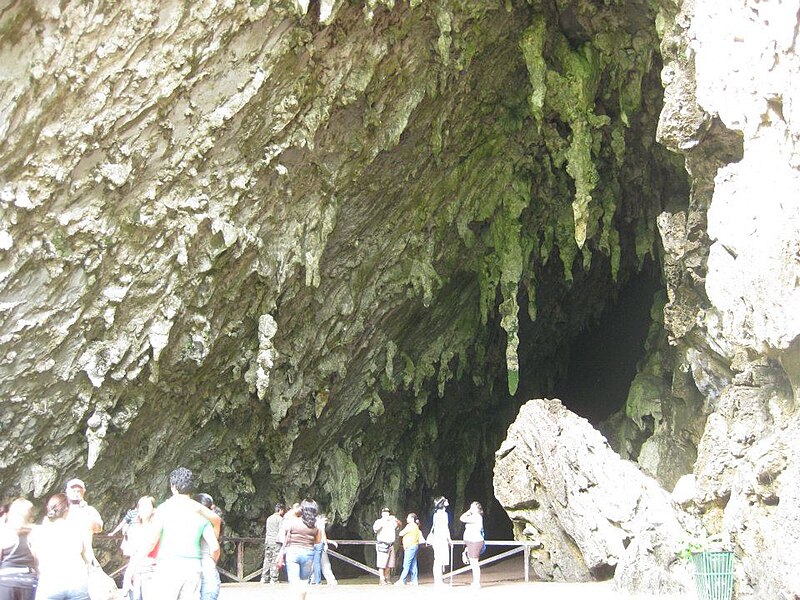 File:La cueva del guacharo.jpg