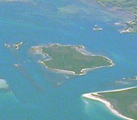 Spences Reefs, en haut et à gauche de Little Green Island.