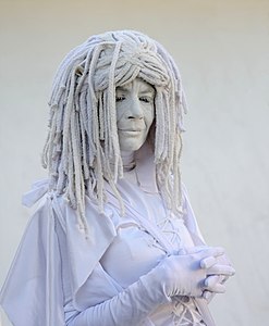 Living statue, Miami Beach, FL