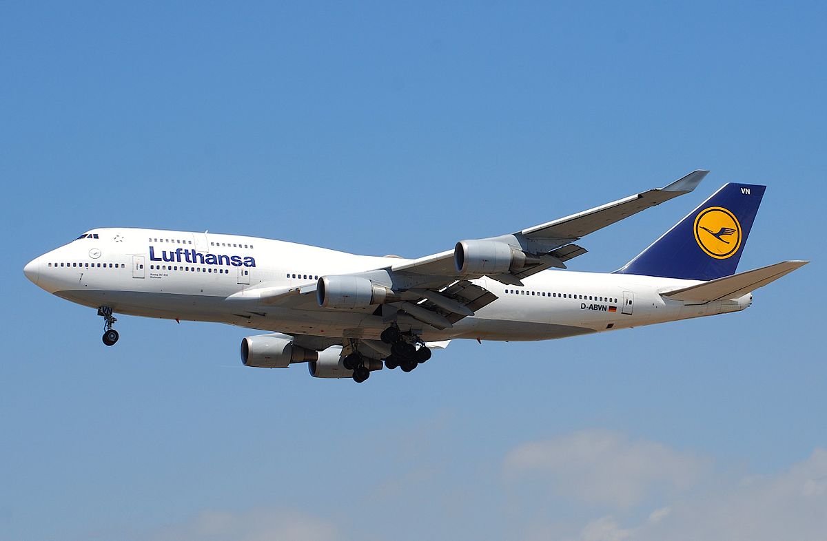 パッケージ上蓋がありません1/200 Lufthansa BOEING 747-400