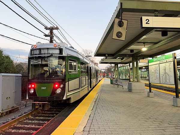 A Type 9 Green Line train at Riverside in November 2022