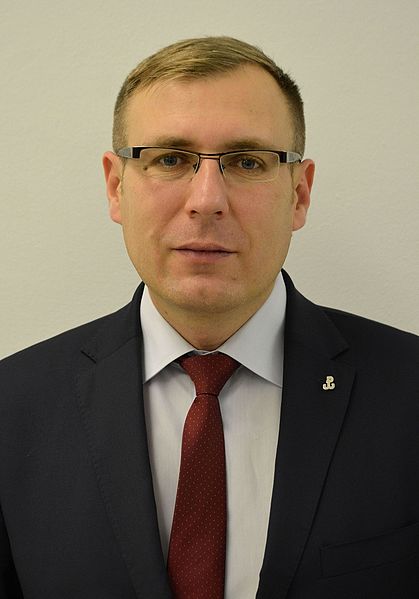 File:Maciej Małecki 2015 02.JPG