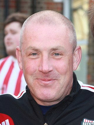 <span class="mw-page-title-main">Mark Warburton</span> English footballer and manager (born 1962)