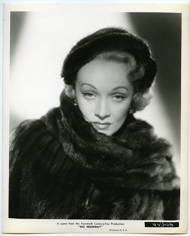 Marlene Dietrich in No Highway (1951).jpg
