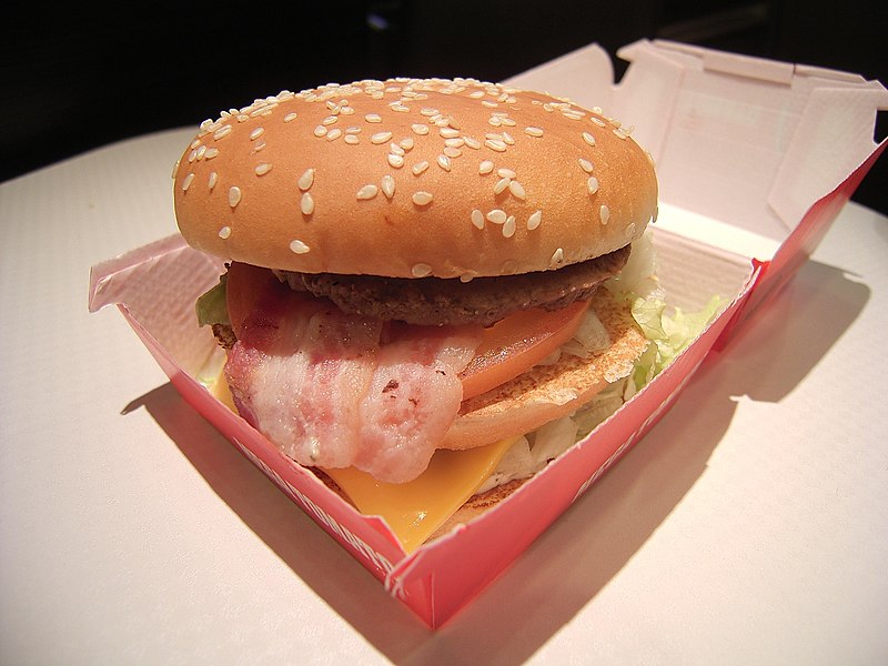 File:Mega-tomato McDonald's Japan-2.jpg