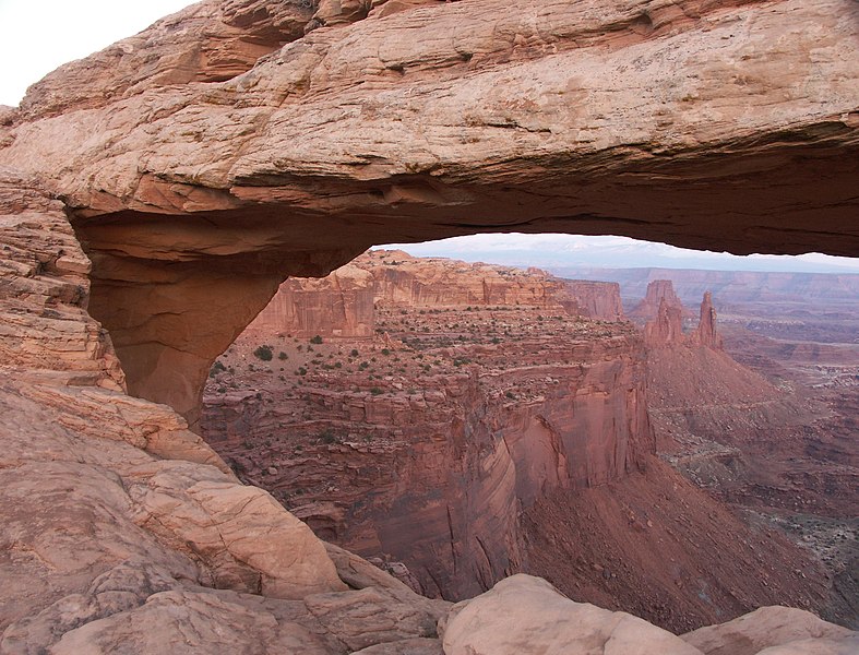 File:Mesa Arch 2004 - panoramio (1).jpg