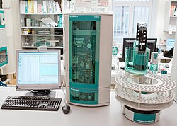 An automated ion chromatography system. Metrohm 850.jpg