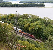 Mississippi_River_near_Savanna_Illinois_with_Railroad_Train_Oct_4_2015.JPG