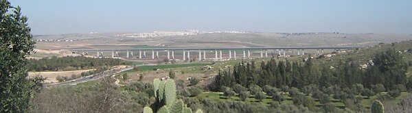 Tel Aviv–Jerusalem railway bridge, Ayalon Valley