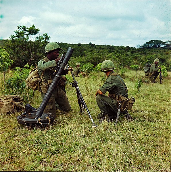 File:NARA 111-CCV-361-CC33830 101st Airborne 81 mm mortar crew Operation Harrison 1966.jpg