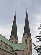 Neustädter Marienkirche towers Bielefeld.jpg