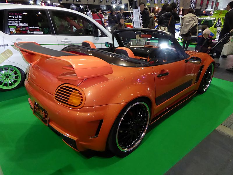 File:OSAKA AUTO MESSE 2015 (116) - Zee Complete.JPG