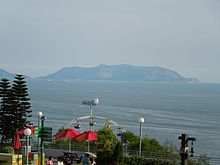 Erzhou Dao, seen from Ocean Park Hong Kong. Ocean Park and Erzhou Dao.JPG