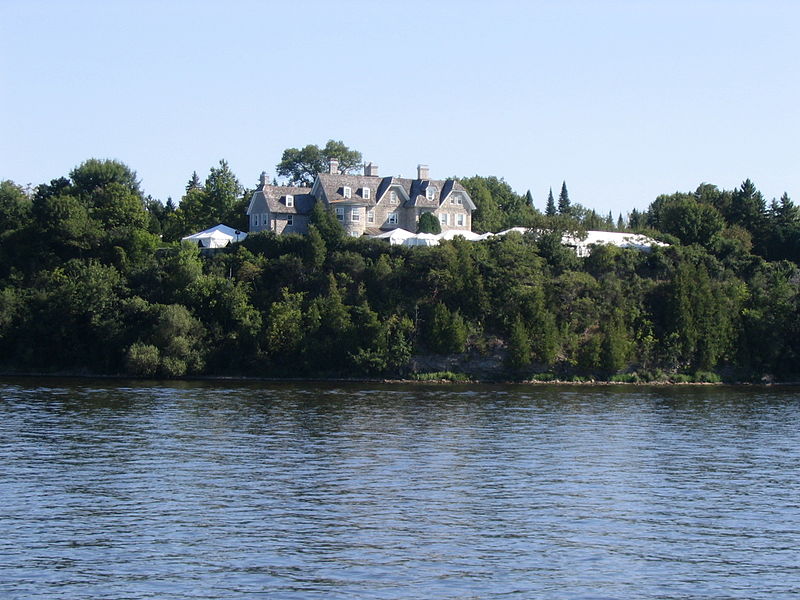File:Official residence of the Prime Minister of Canada from the Ottawa River.jpg