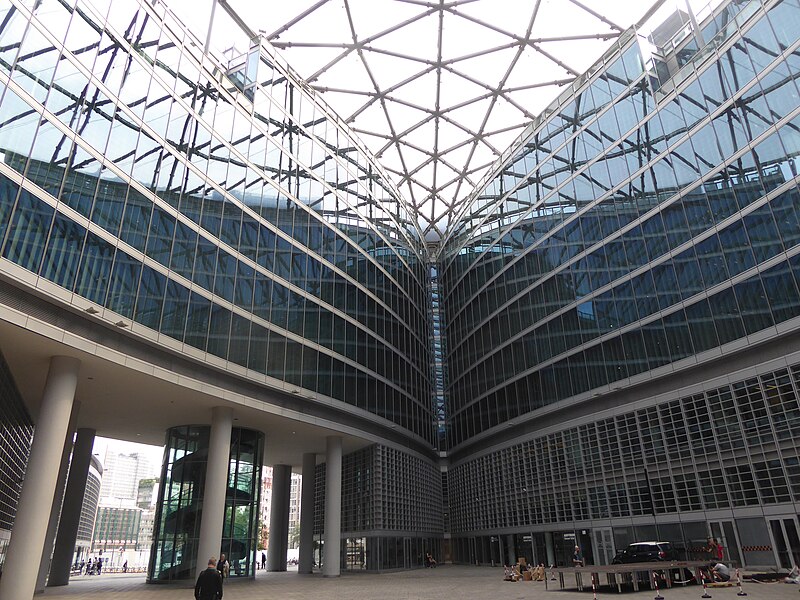 File:Palazzo Lombardia, Milan, May 2018 (09).jpg