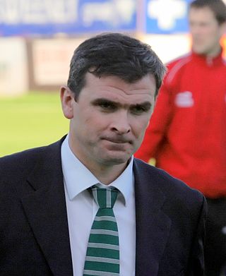<span class="mw-page-title-main">Pat Scully</span> Irish footballer and manager