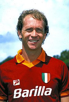 Paulo Roberto Falcão, Roma 1983-84.jpg