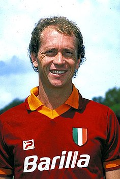 Paulo Roberto Falcão, Rzym 1983-84.jpg