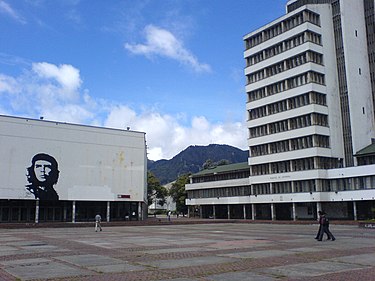The National University of Colombia, at the Plaza Che Plaza Che, Bogota.jpg