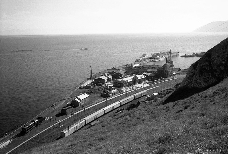 File:Port Baikal.jpg