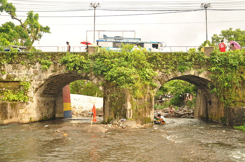 File:Puente de Alitao Tayabas.JPG