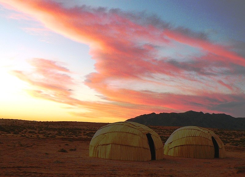 File:Richtersveld World Heritage Site, Matjieshuts at Glybank near Kuboes.JPG