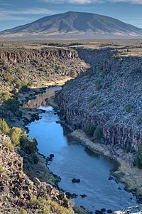 Río Grande del Norte -monumentti (15802321047) .jpg