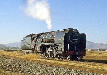 No. 857 with smoke deflectors at Thaba Nchu, 4 July 1999