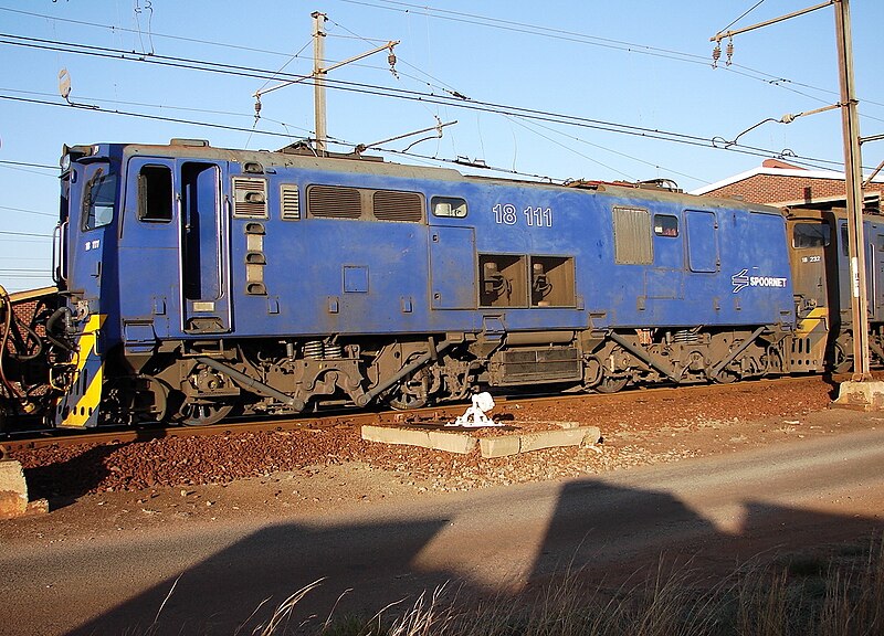 File:SAR Class 18E Series 1 18-111.JPG