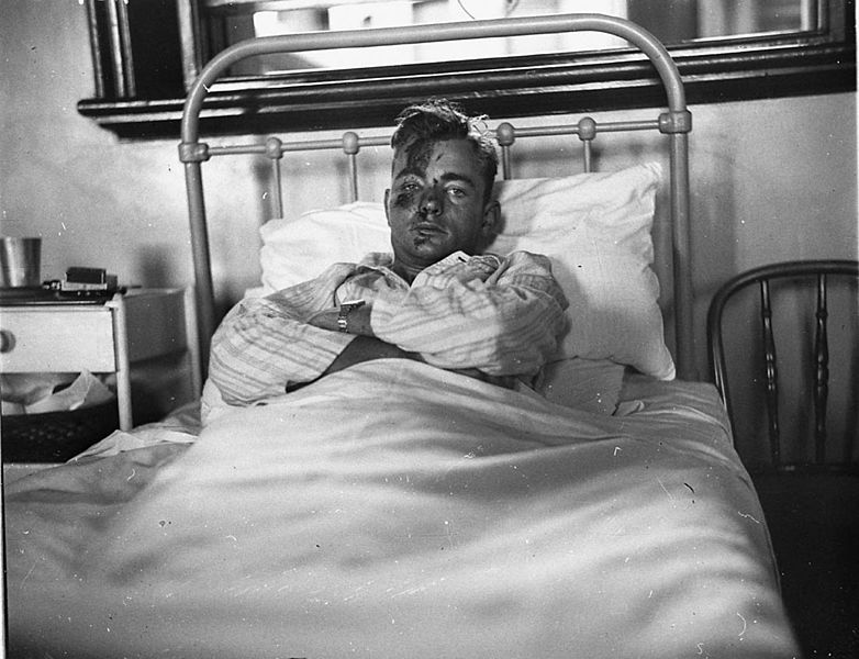 File:SLNSW 9924 Speedway driver Harry Lewis recovers in St Vincents Hospital.jpg