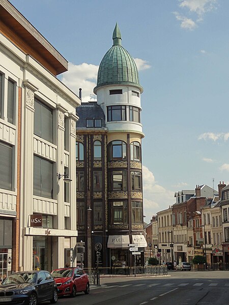 File:Saint-Quentin (02), immeuble, 4-8 rue de la Sous-Préfecture 3.jpg